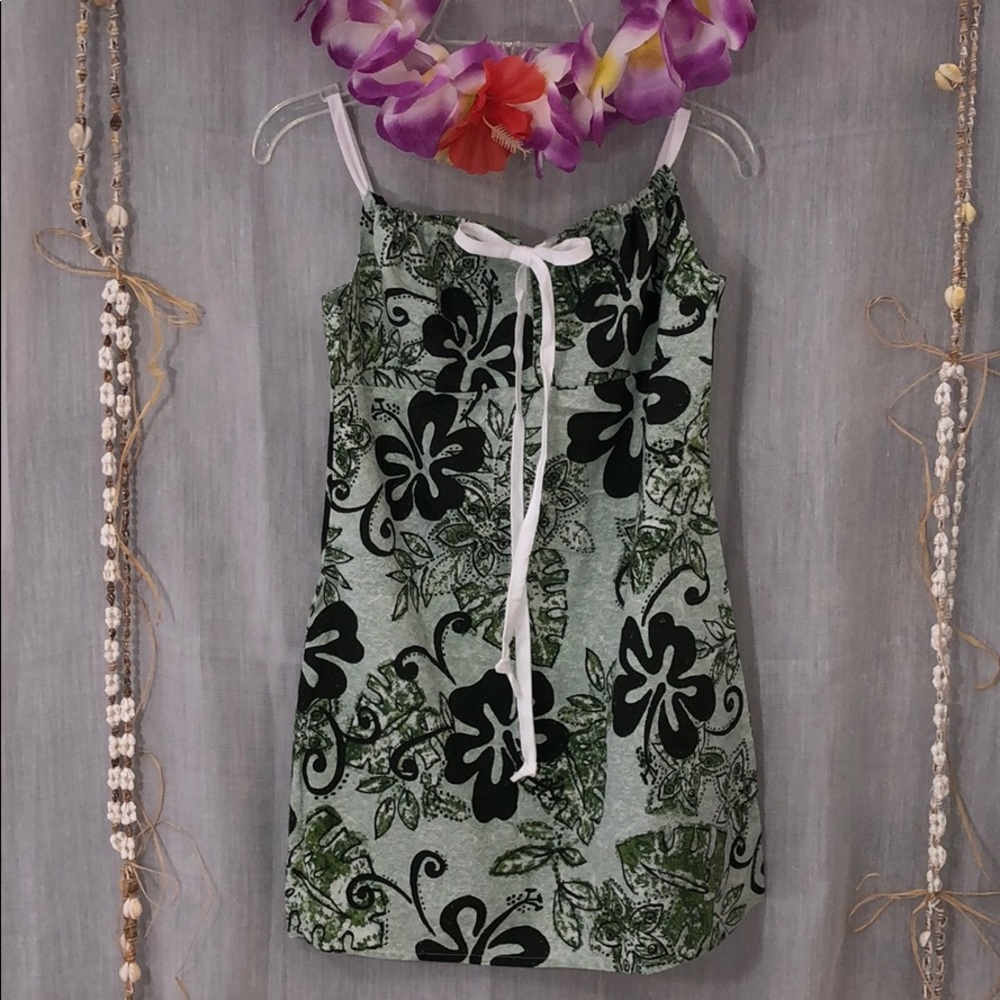 TAPA THREADS Short Aloha Dress Keyhole Tie Front New, NWOT Hawaii Hawaiian Wear